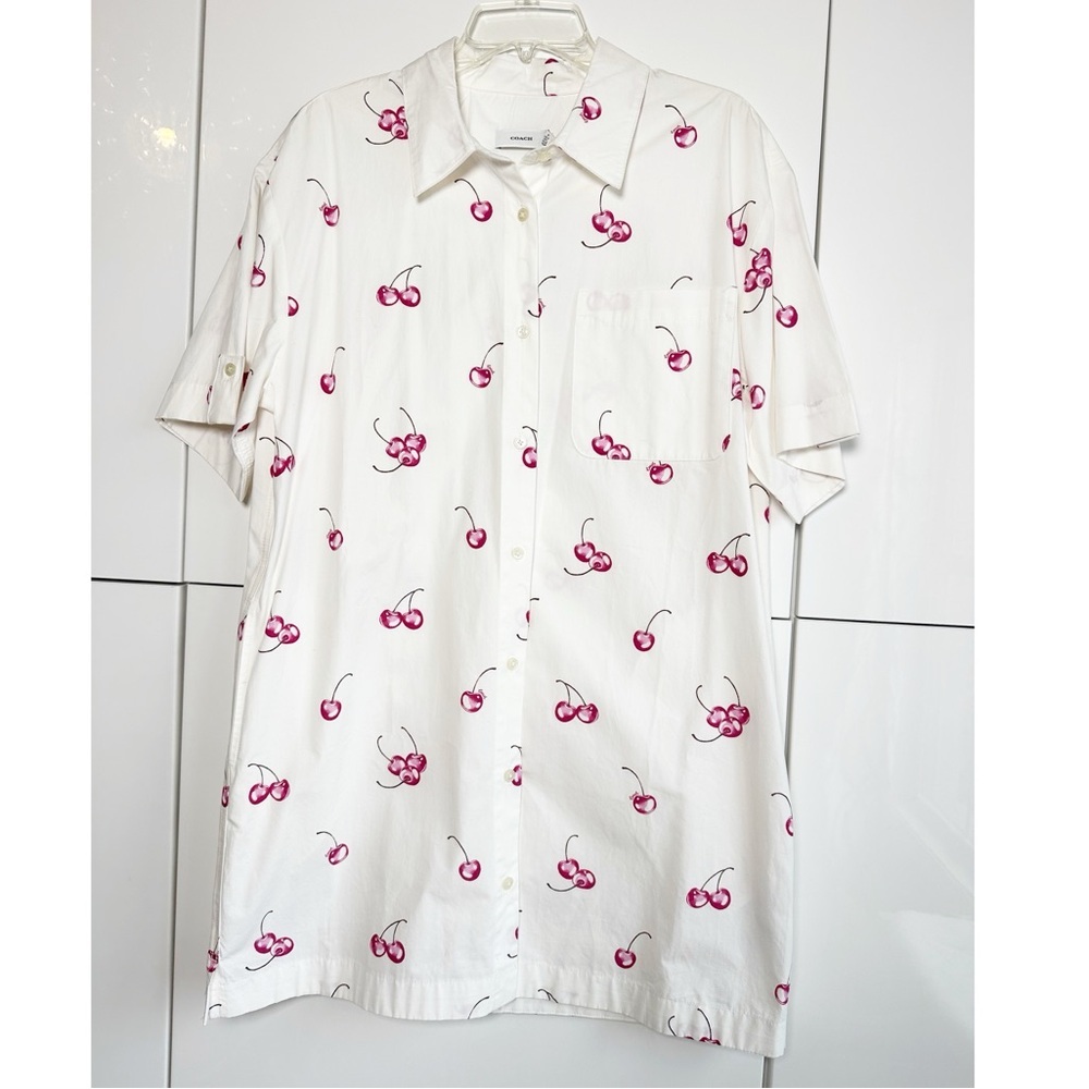 Coach Cherry Shirt Dress Button Front Pockets
Collar Size Medium Cream Red NWT